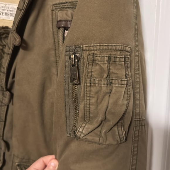 Men’s Ruehl No. 925 Military Jacket - Picture 6 of 11